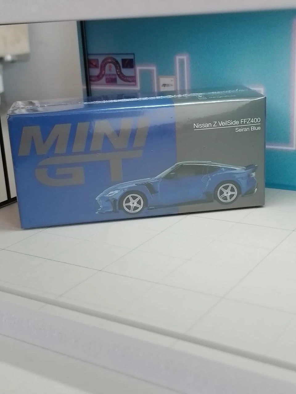 Mini GT 1/64 MGT1167 Nissan Z VeilSide FFZ400 - Seiran Blue - NOVO/LACRADO